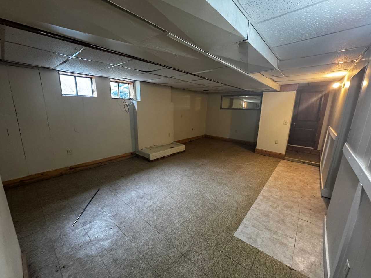 523 Dorothy Ln - Photo 4 of 16