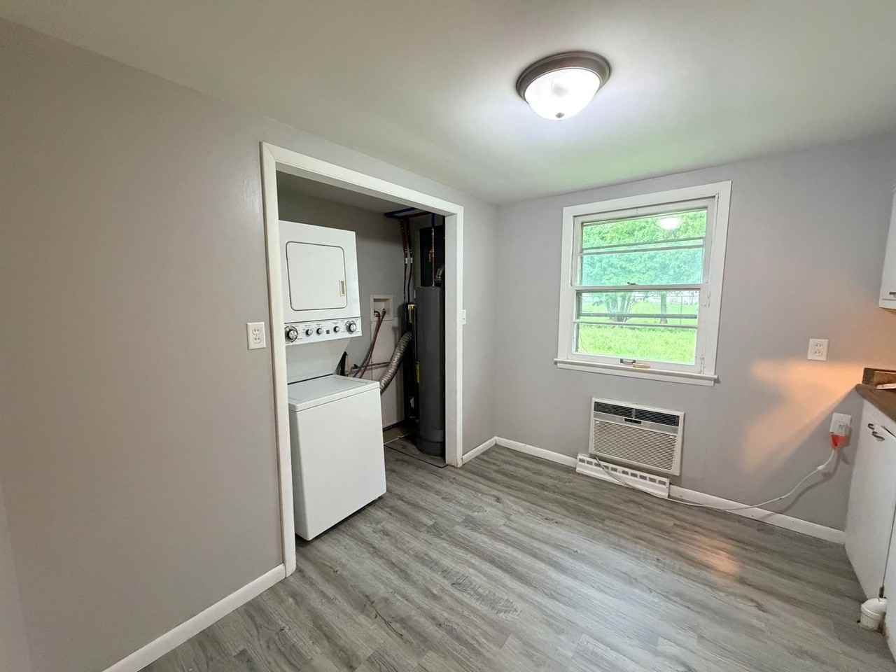2316 11th St - Photo 4 of 12