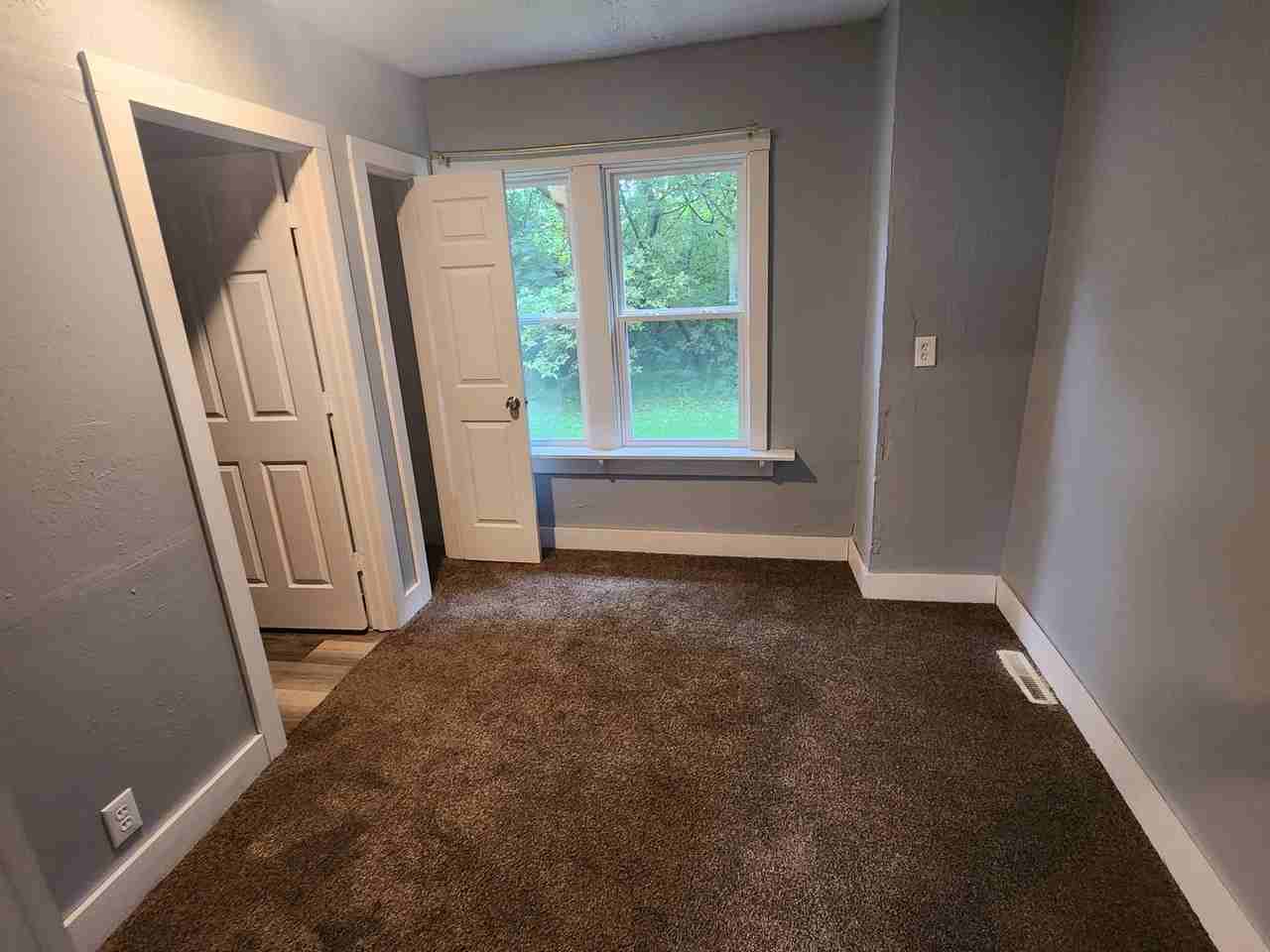 115 Fulton St - Photo 5 of 13