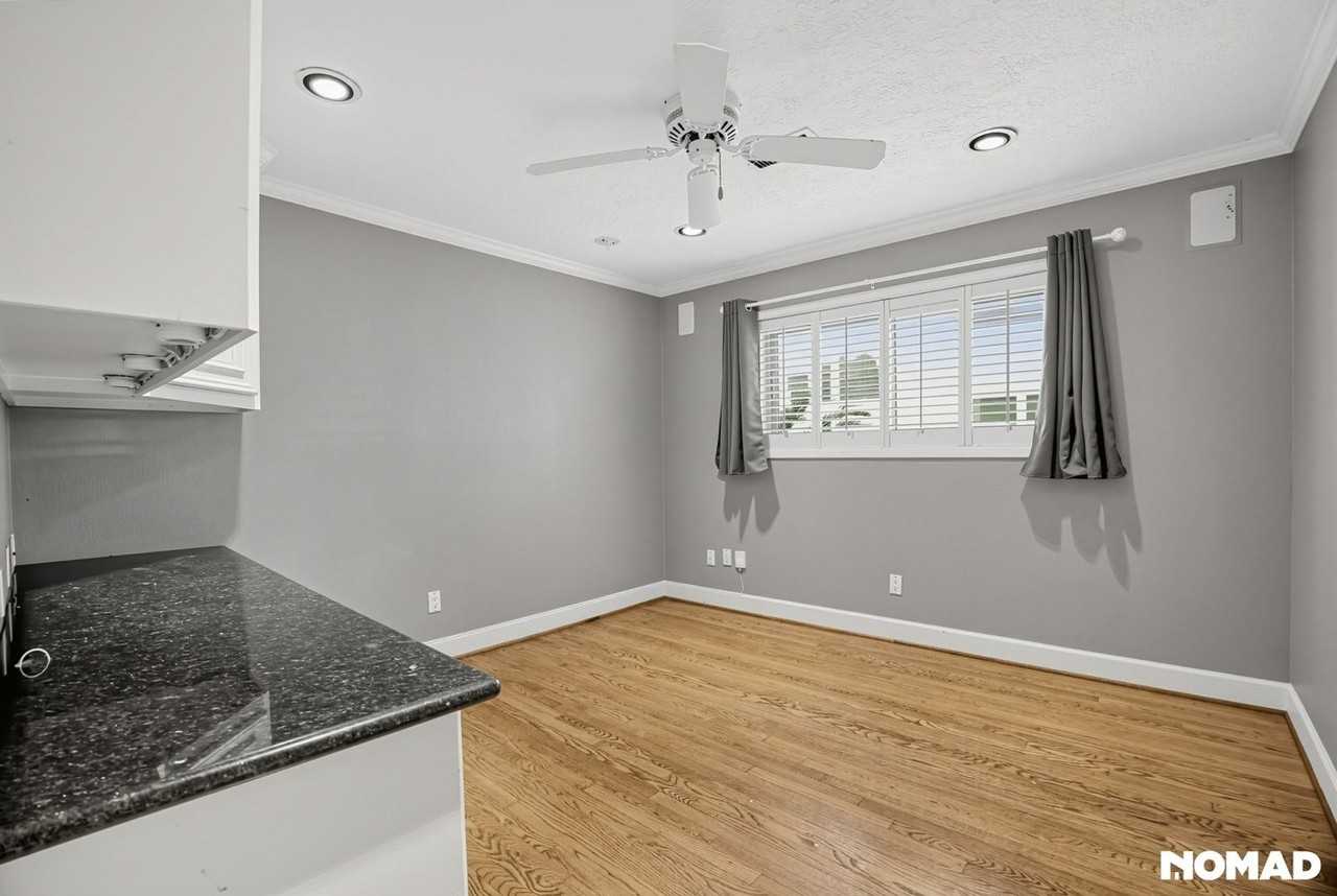 4726 Omeara Dr - Photo 6 of 32