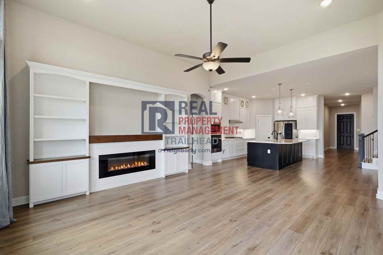 1617 Purple Thistle Ln - Photo 6 of 29