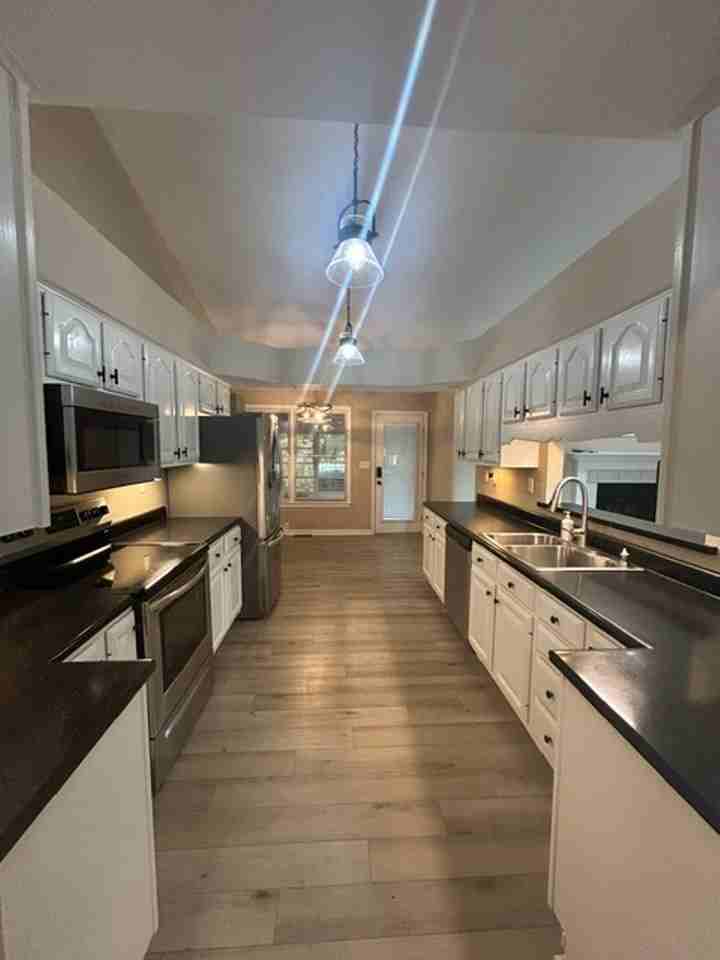 1144 Winter Haven Way - Photo 6 of 31