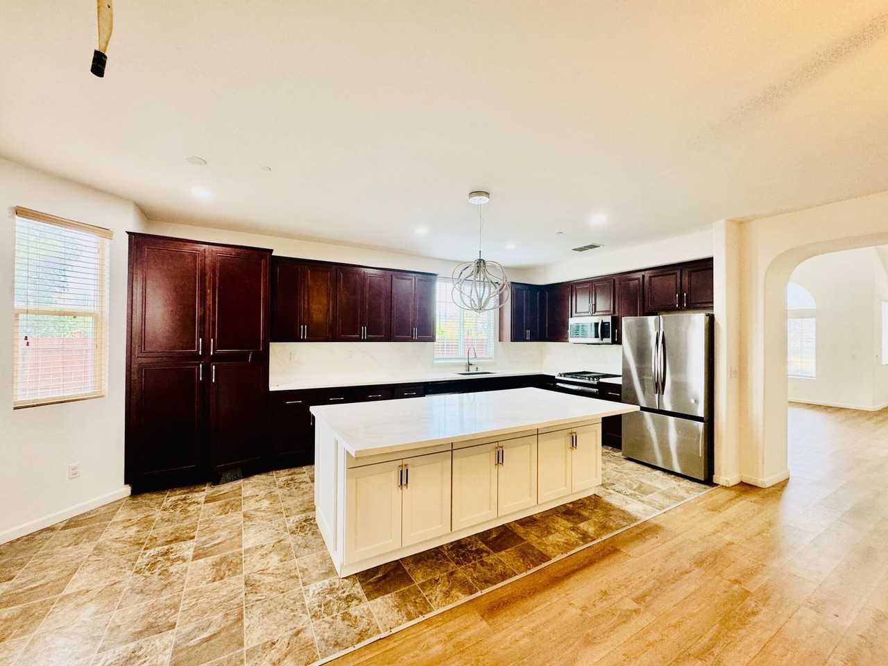 13721 Santa Lucia Dr - Photo 4 of 21