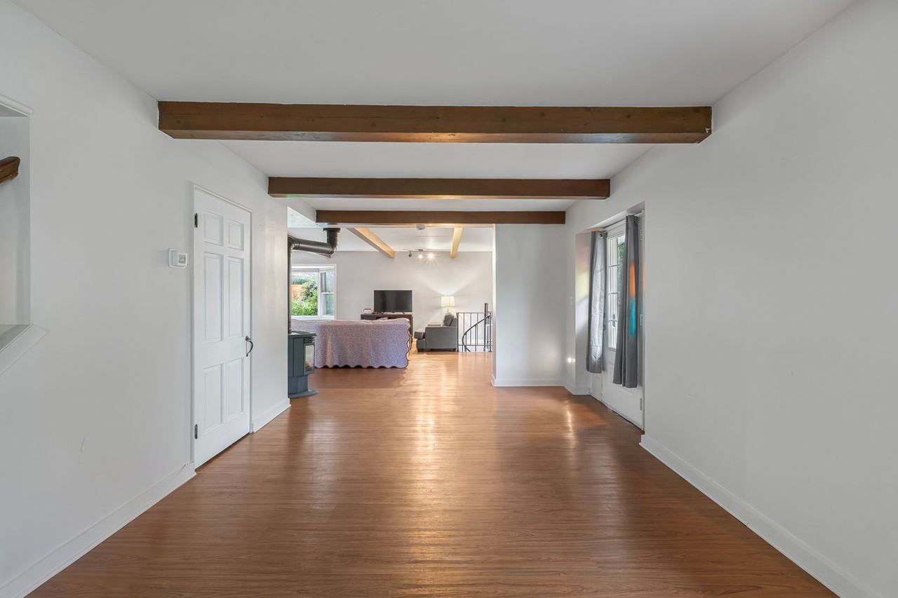 5598 Butternut Ct - Photo 4 of 20