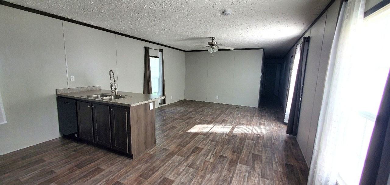 1414 Nixonton Rd - Photo 3 of 12