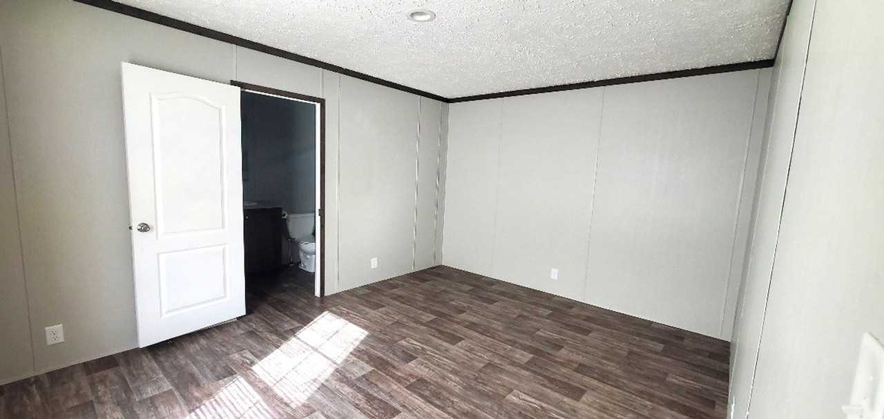 1414 Nixonton Rd - Photo 5 of 12