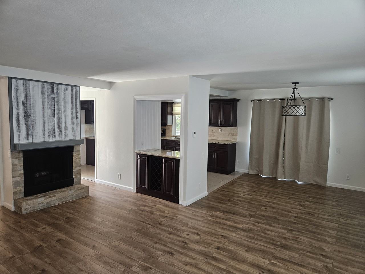 4958 Park Pl #E - Photo 6 of 9