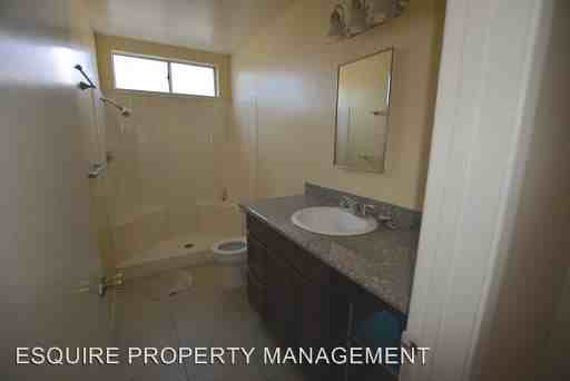 4450 Frost Dr - Photo 3 of 19