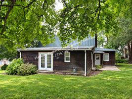 featured image of 3811 Sunflower Rd