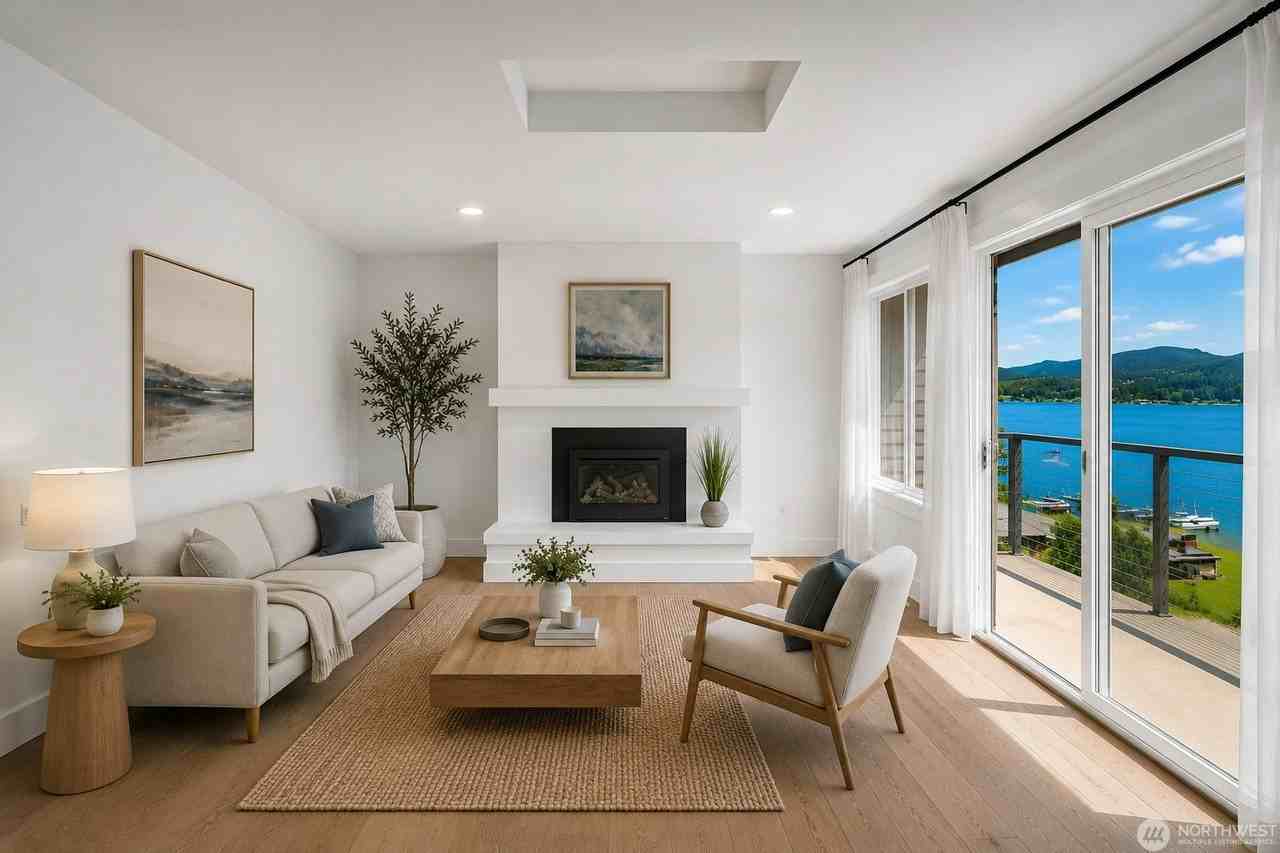 612 Northshore Drive, Unit 101 - Photo 4 of 23