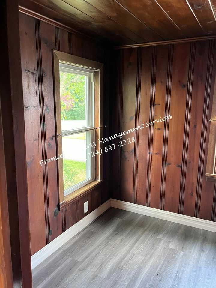 215 Ross Avenue - Photo 5 of 20