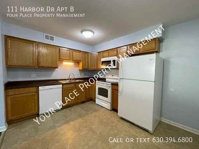 111 Harbor Dr Apt B - Photo 6 of 13