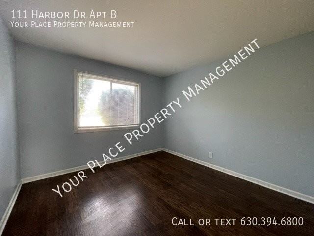 111 Harbor Dr Apt B - Photo 7 of 13