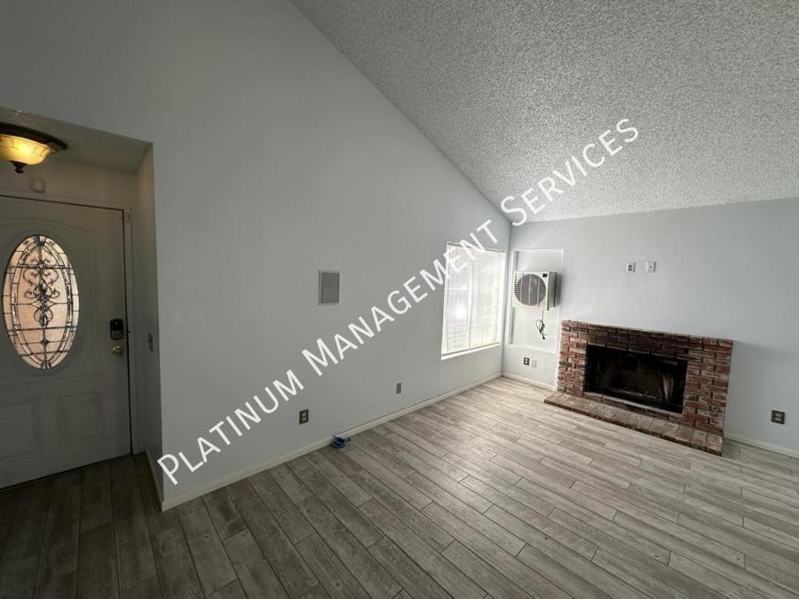 36832 Goldenview Way - Photo 2 of 15