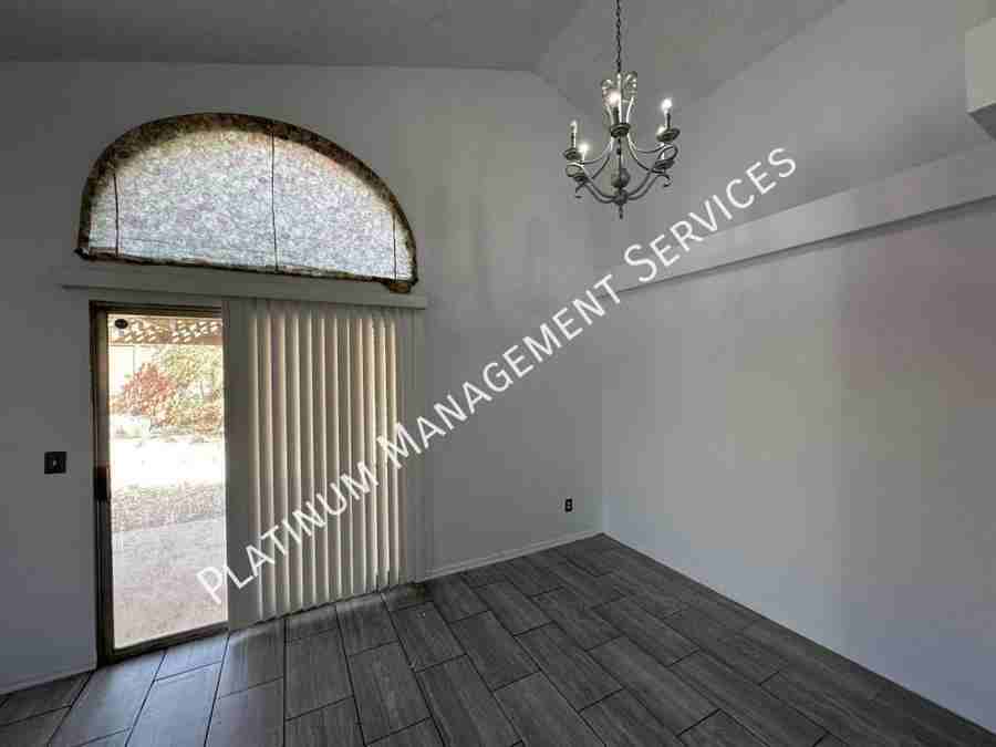 36832 Goldenview Way - Photo 4 of 15
