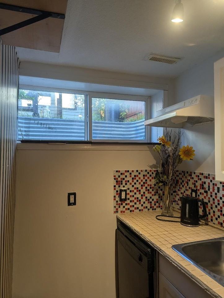 204 Prestwick Pt Se - Photo 7 of 18