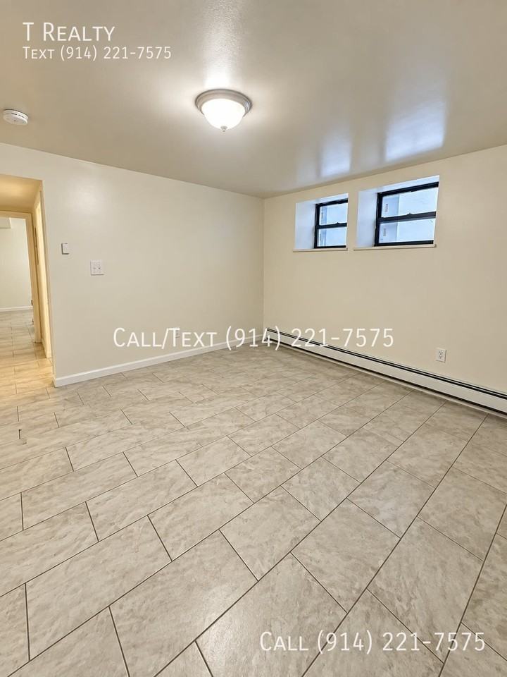 19 Intervale Pl #1B