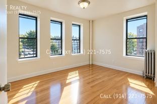 290 Hawthorne Ave - Photo 1 of 1