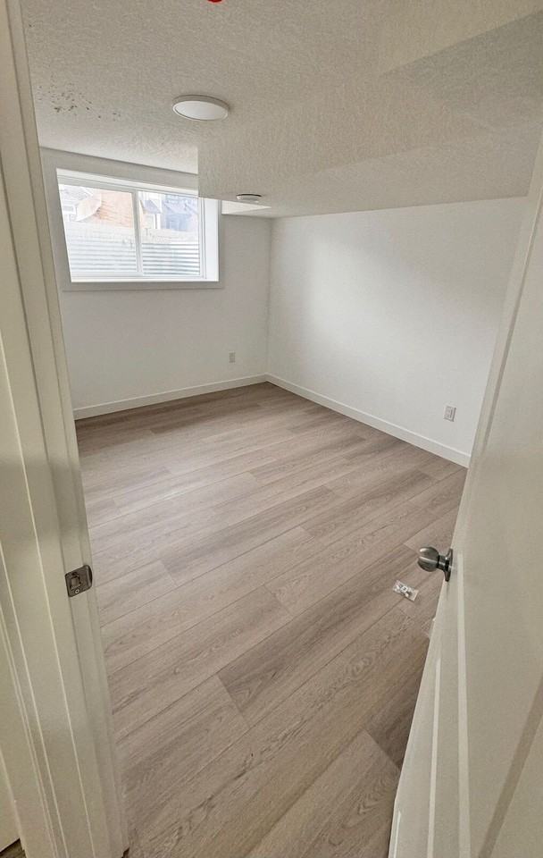 151 Masters St Se - Photo 7 of 12