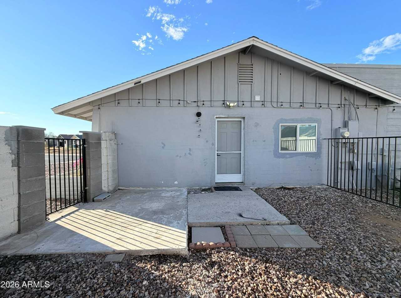 3720 W Mauna Loa Ln