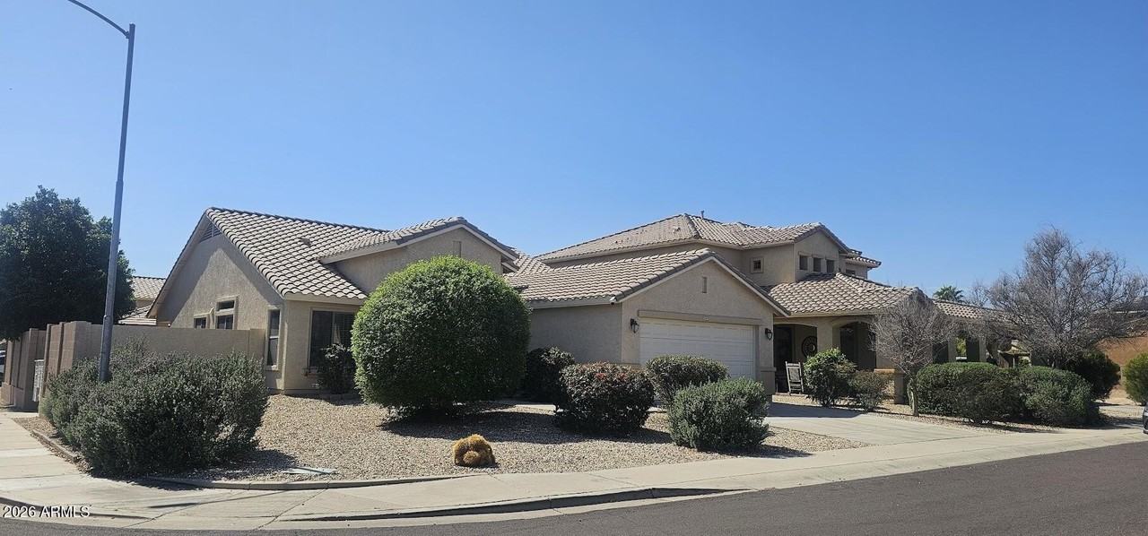 15317 W Tasha Dr - Photo 4 of 32