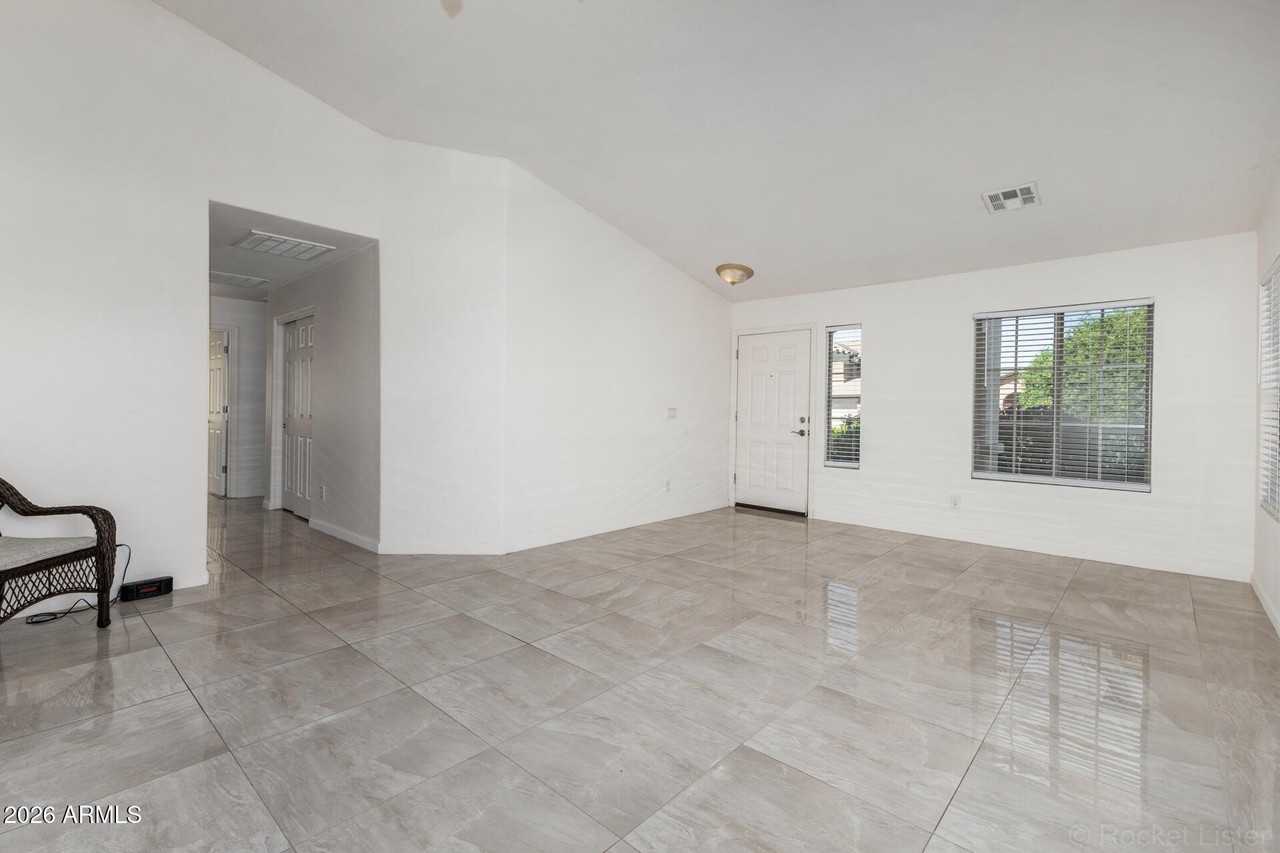 15317 W Tasha Dr - Photo 6 of 32