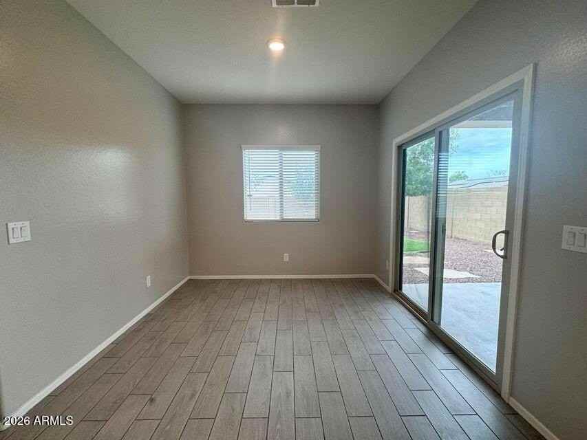 261 W Tropical Dr - Photo 4 of 7