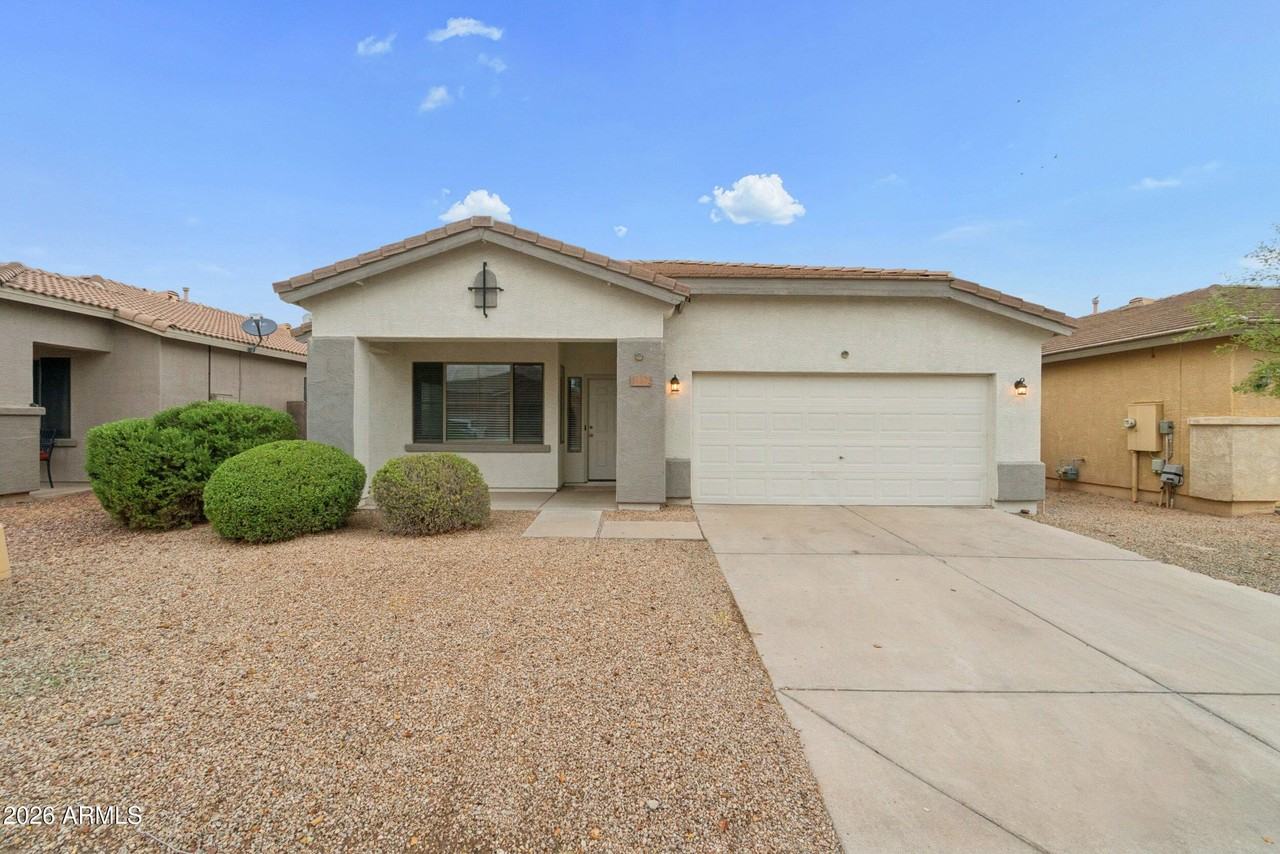 9806 W Horse Thief Pass