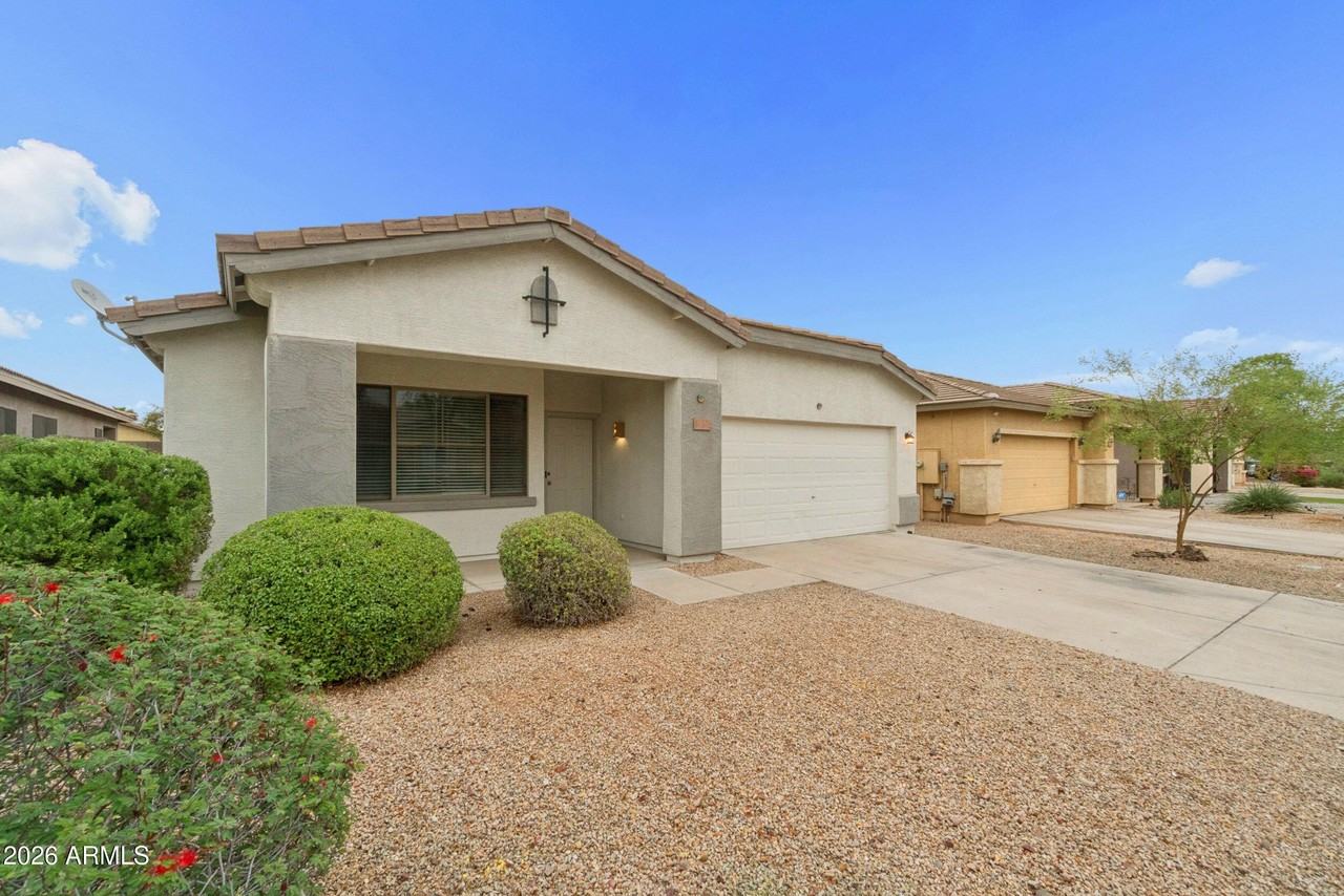 9806 W Horse Thief Pass - Photo 2 of 26