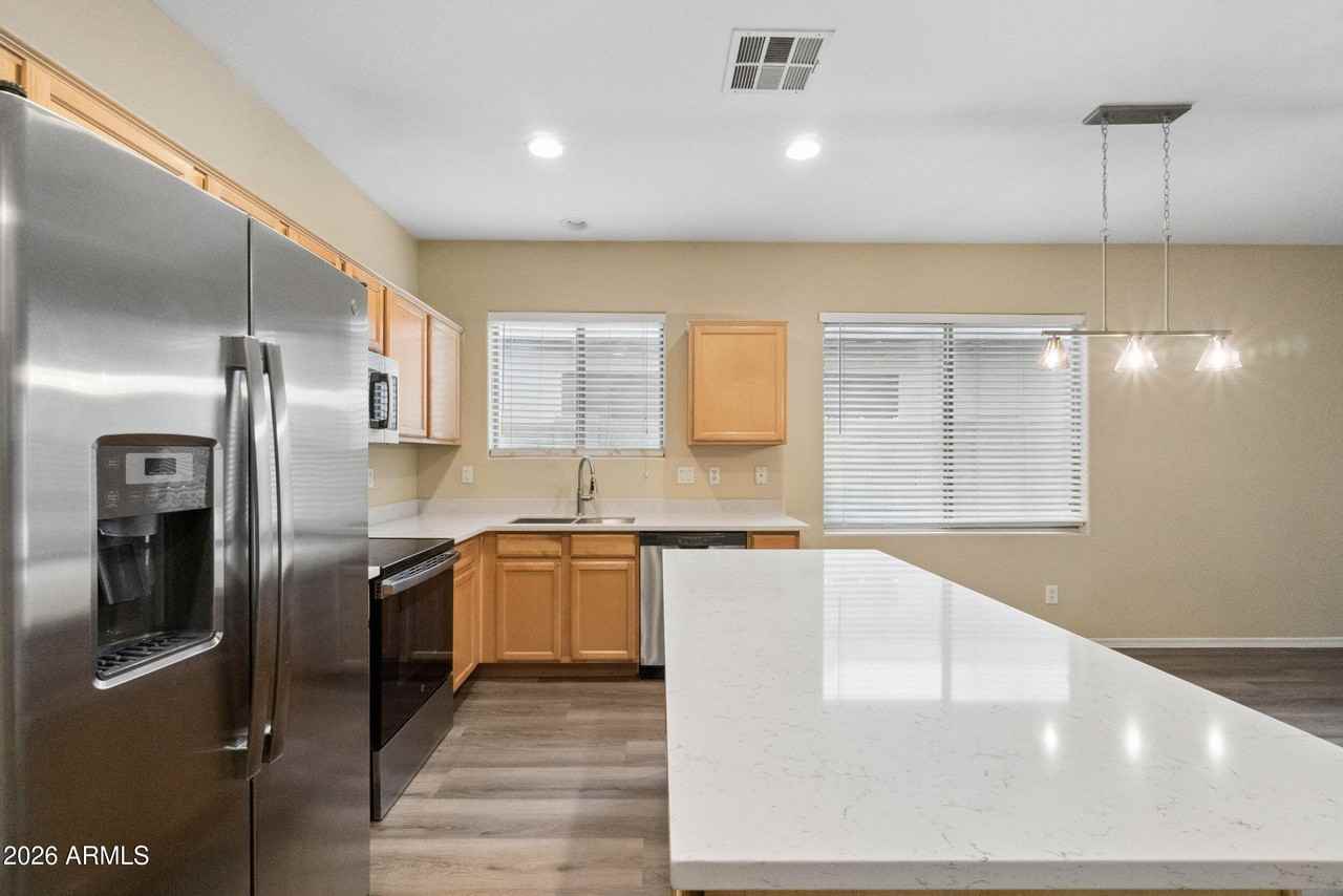 9806 W Horse Thief Pass - Photo 6 of 26