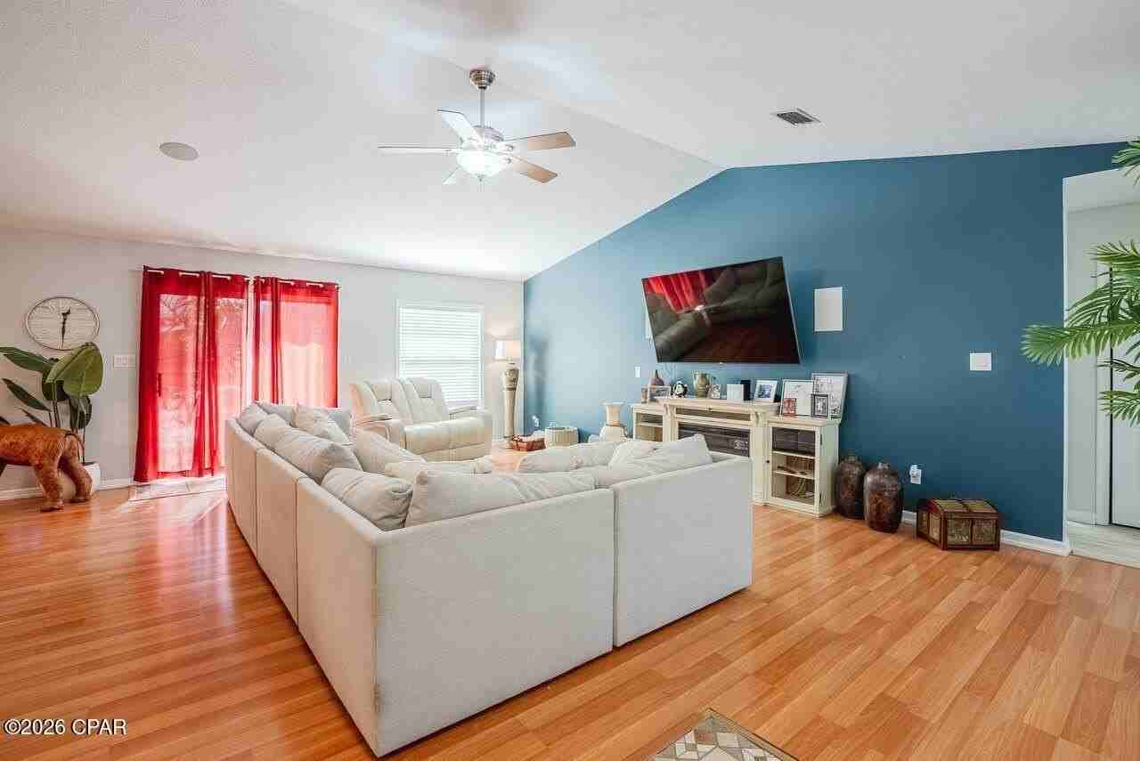 6224 Seminole Dr - Photo 4 of 37