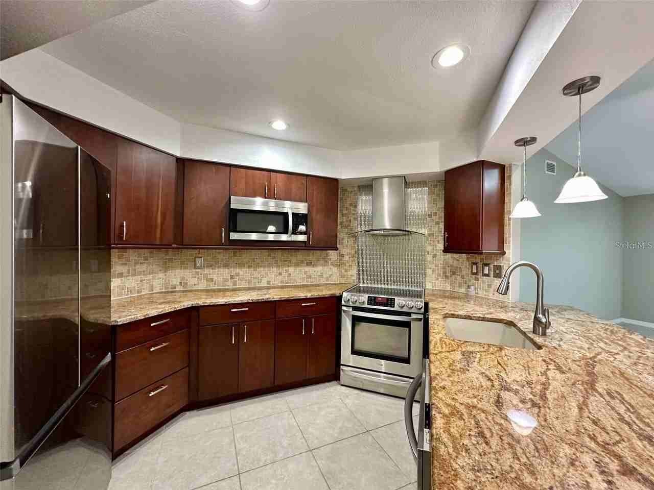 2431 Malaya Ct - Photo 4 of 27