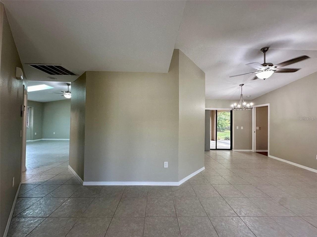 2431 Malaya Ct - Photo 6 of 27