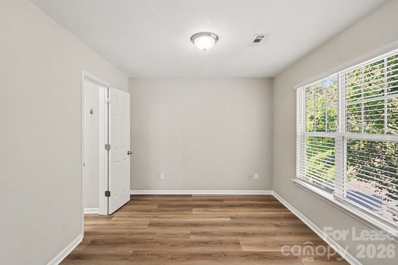 8011 Rolling Meadows Ln - Photo 2 of 19