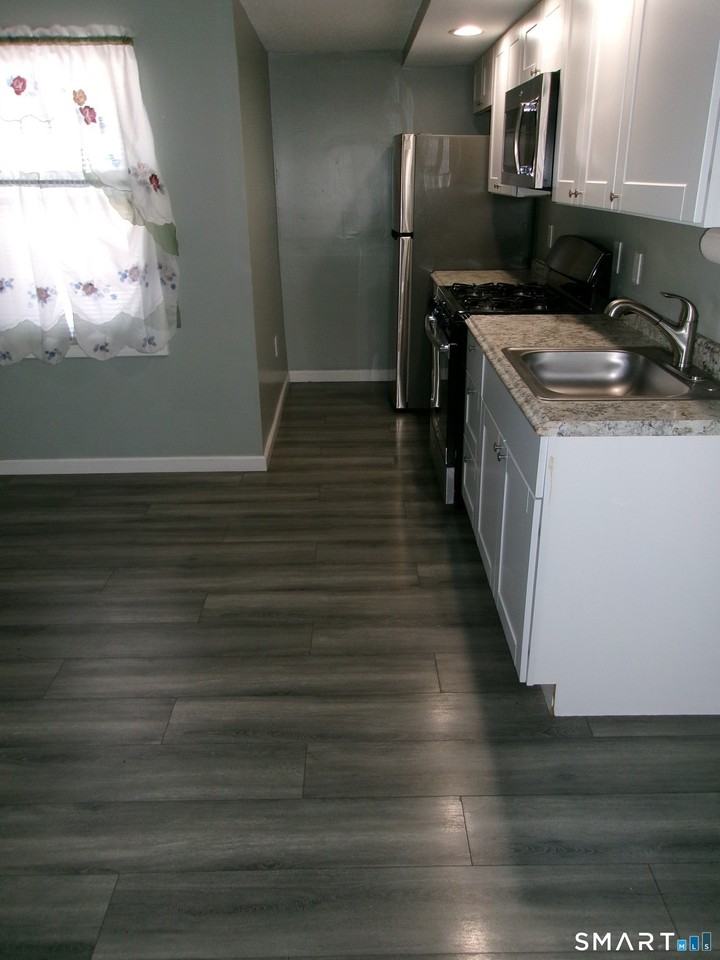 452 Wethersfield Ave #3 - Photo 2 of 7