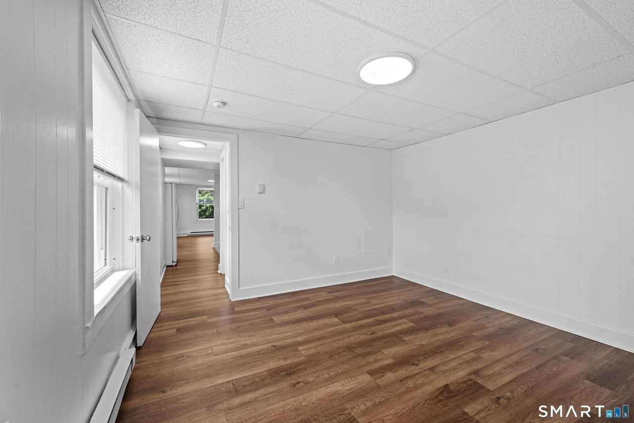 156 Garfield Ave - Photo 7 of 9