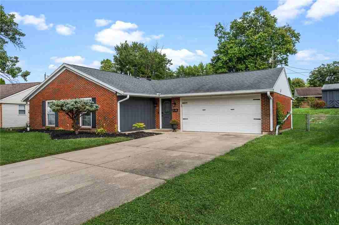 20 Walnut Pl - Photo 3 of 27