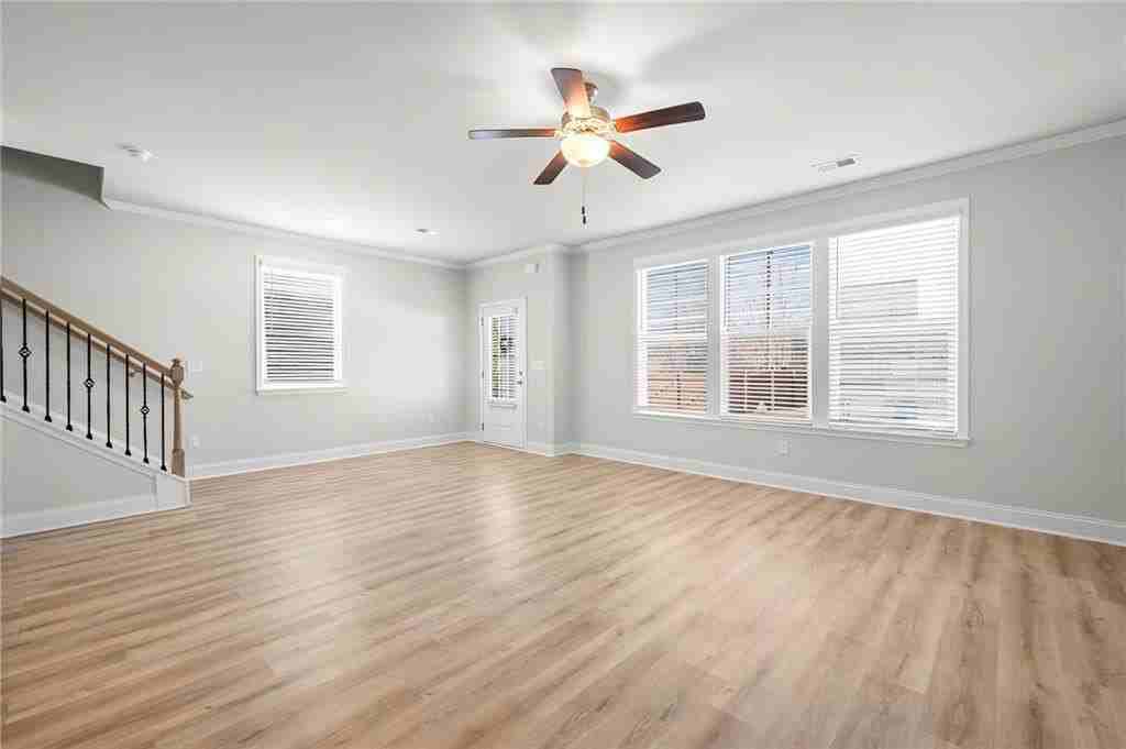 3006 Chene Pl - Photo 7 of 39