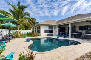 featured image of 3728 Luverne St