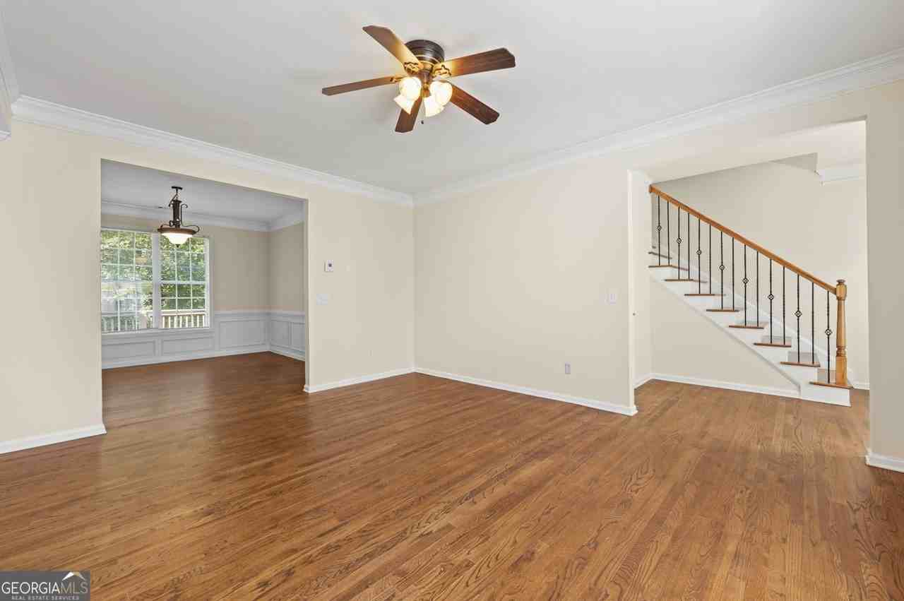 8949 Carroll Manor Dr - Photo 6 of 31