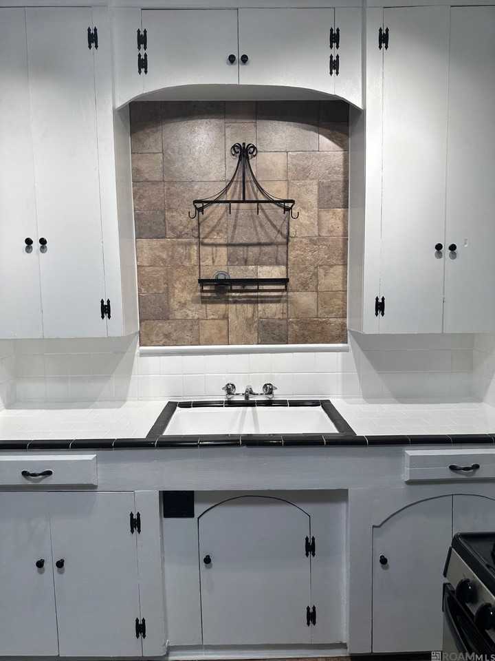 842 Geranium St #A - Photo 4 of 14