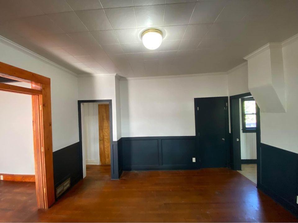 957 12th St - Photo 3 of 21
