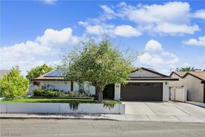 featured image of 4162 Ridgewood Ave