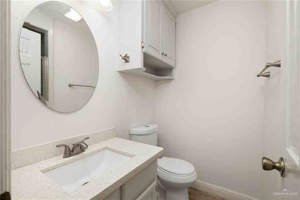 113 W Tearose Ave - Photo 7 of 22