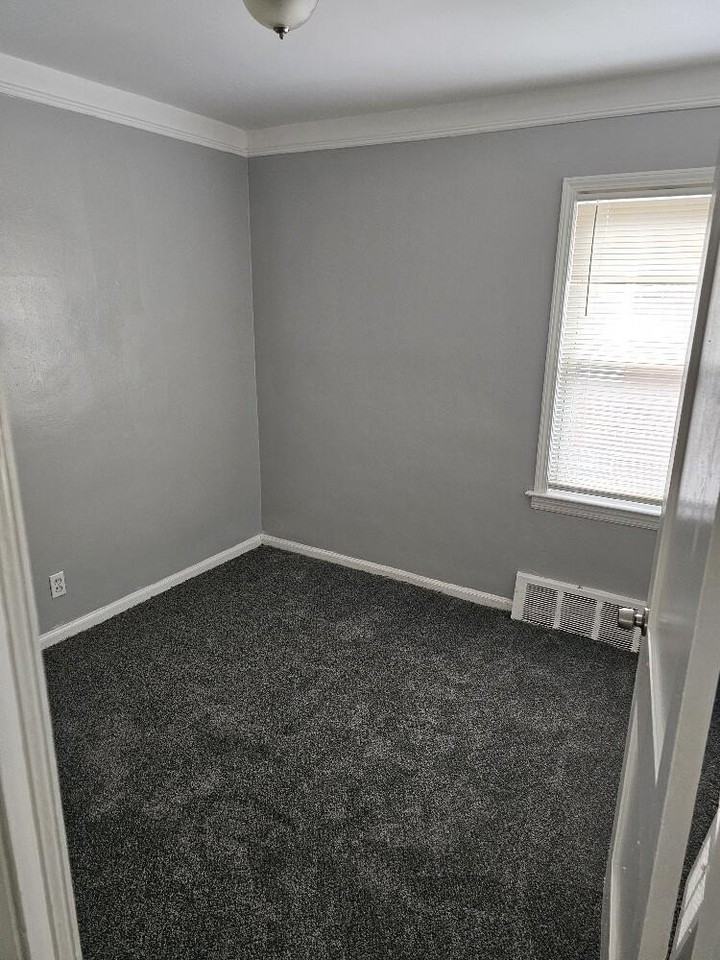 9658 Beaverland - Photo 2 of 17