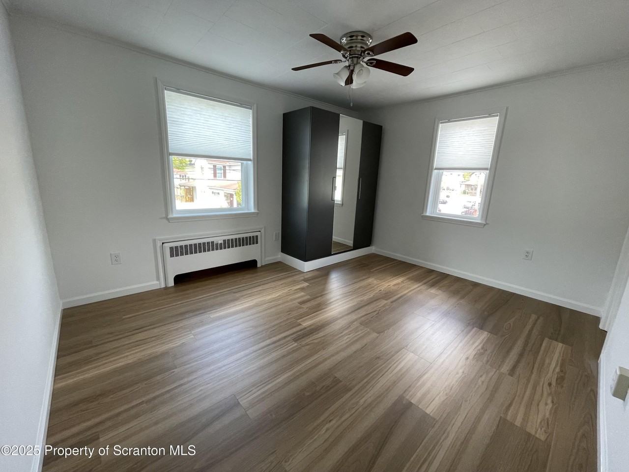 1064 Lincoln St #A - Photo 7 of 11