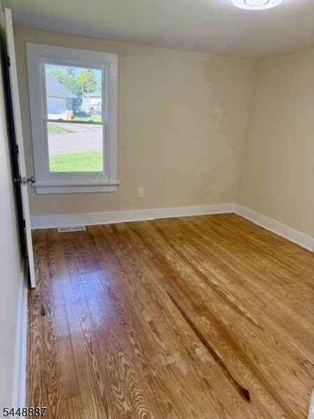 14 Hillside Ter #B - Photo 5 of 8