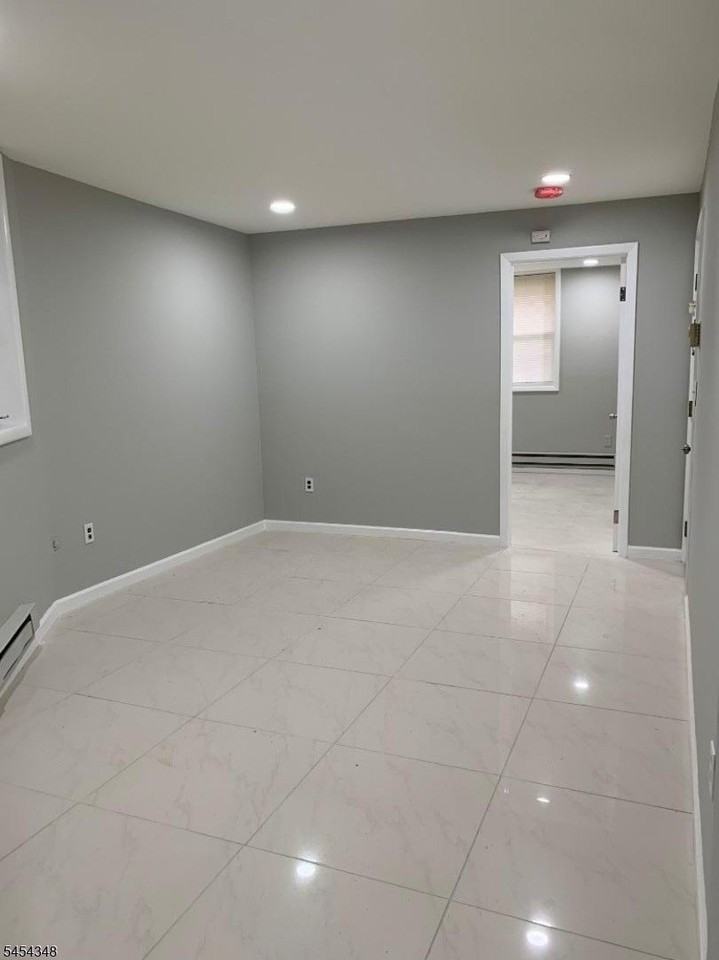 600 N 6th St Unit B2 - Photo 6 of 7