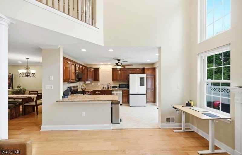 18 Clark Ct - Photo 5 of 21