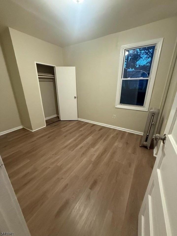 115 Seymour Ave #1 - Photo 4 of 7